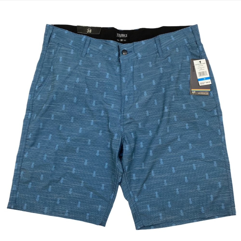 TRUNKS shorts mens size:38 color :dolphin blue .